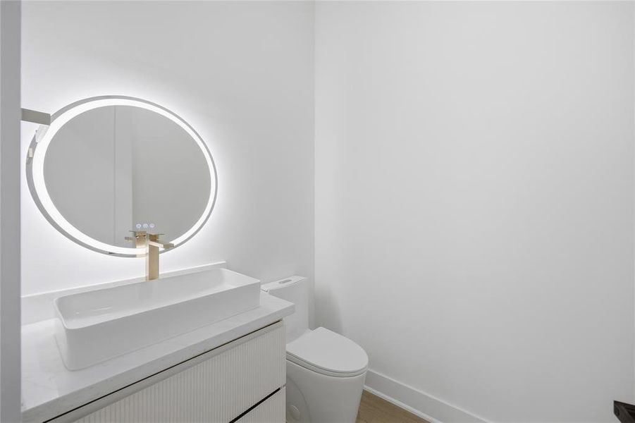 Furnished interior view inside a new home in , Dallas (Image 4).