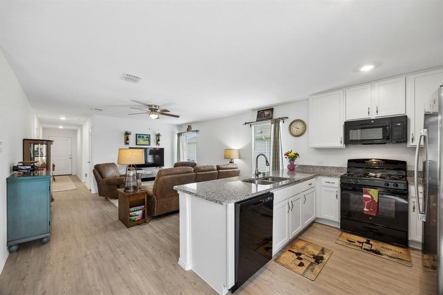 Furnished interior view inside a new home in , McKinney (Image 17). Furnished interior view inside a new home in , McKinney (Image 17).