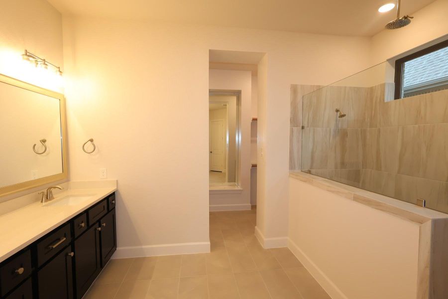 Furnished interior view inside a new home in Kresston, Montgomery (Image 16).