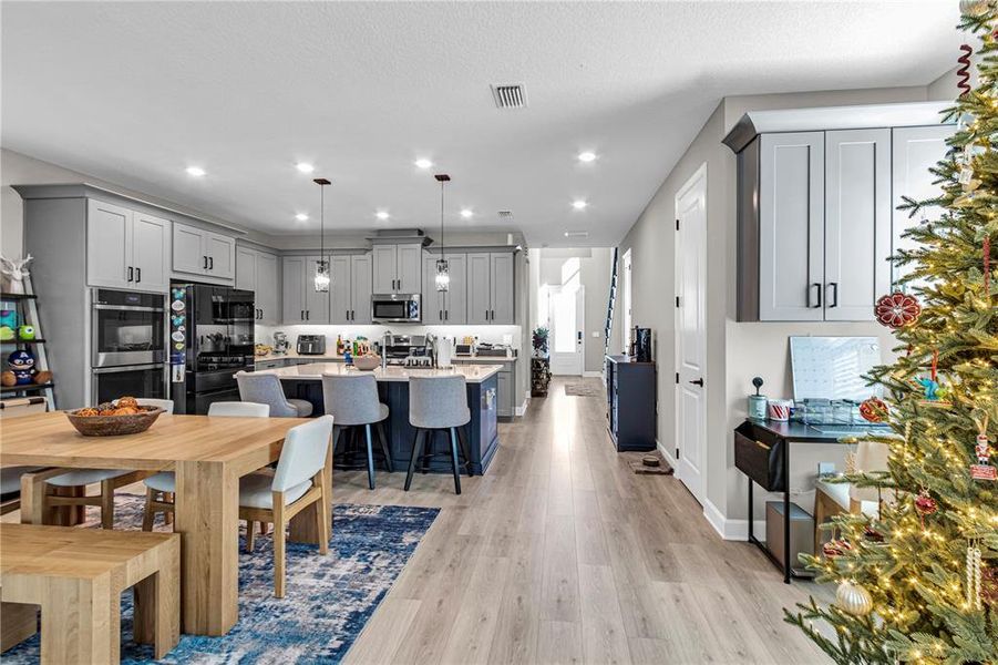 Furnished interior view inside a new home in , Winter Garden (Image 15).