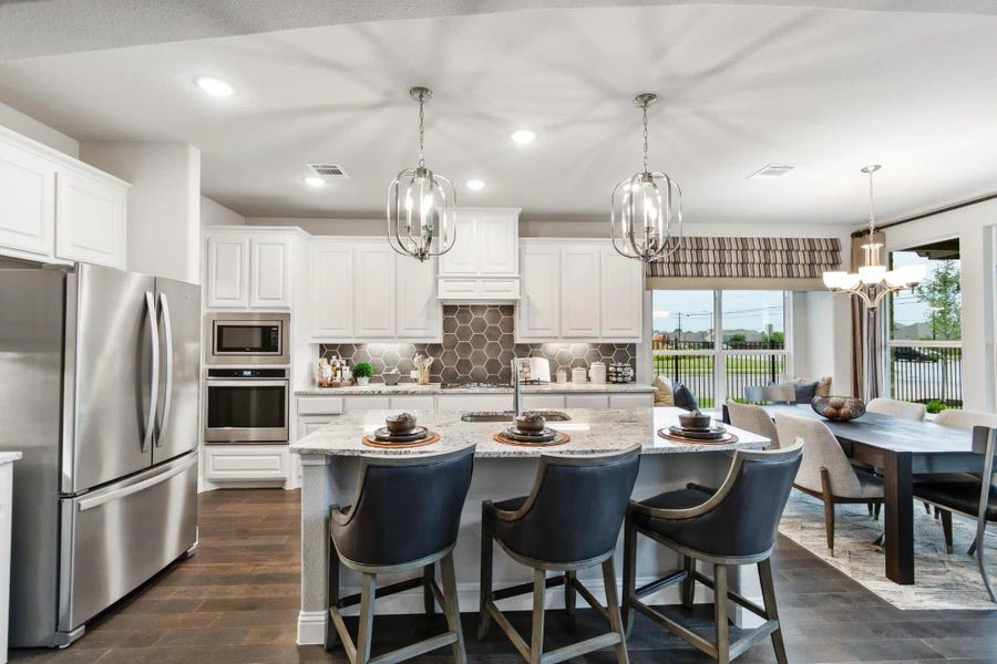 Kitchen | Concept 3135 at Redden Farms - Signature Series in Midlothian, TX by Landsea Homes