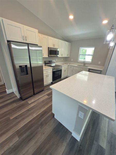 Furnished interior view inside a new home in , Ocklawaha (Image 6).