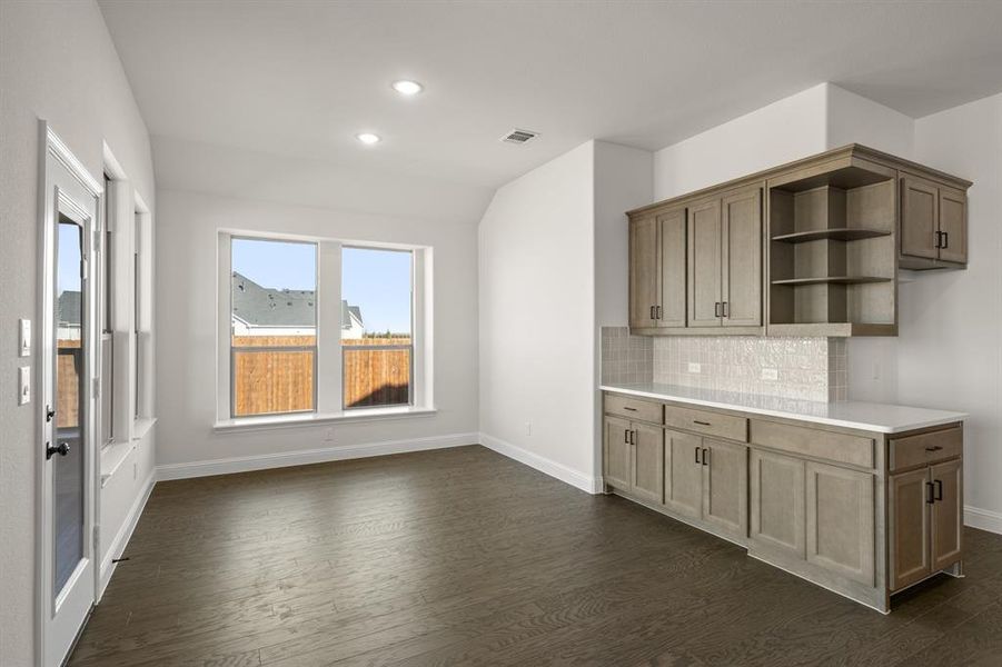 209 Pine Leaf- Dining Room-1