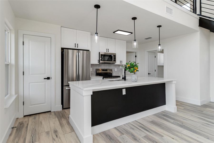 Convenient reach-in pantry in the kitchen Convenient reach-in pantry in the kitchen