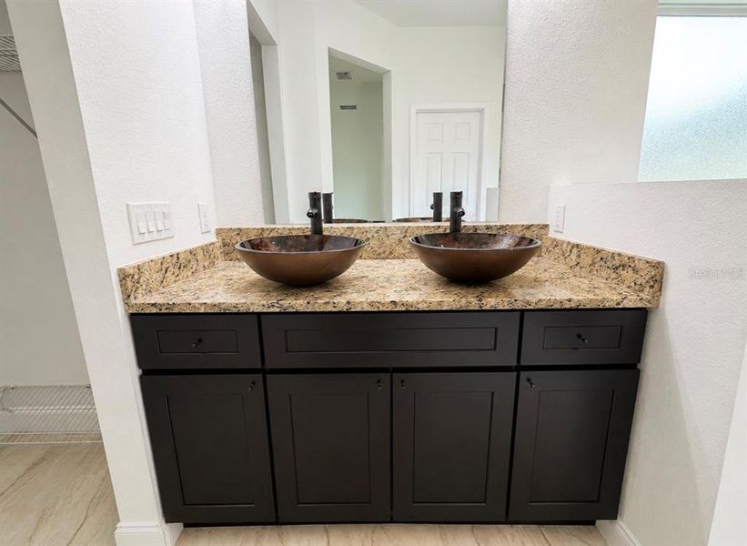 Close-up of interior finishes inside a home in , Deltona (Image 16). Close-up of interior finishes inside a home in , Deltona (Image 16).