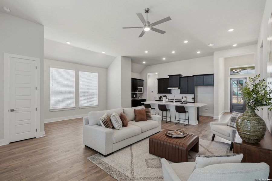 Furnished interior view inside a new home in Esperanza 50's, Boerne (Image 7).