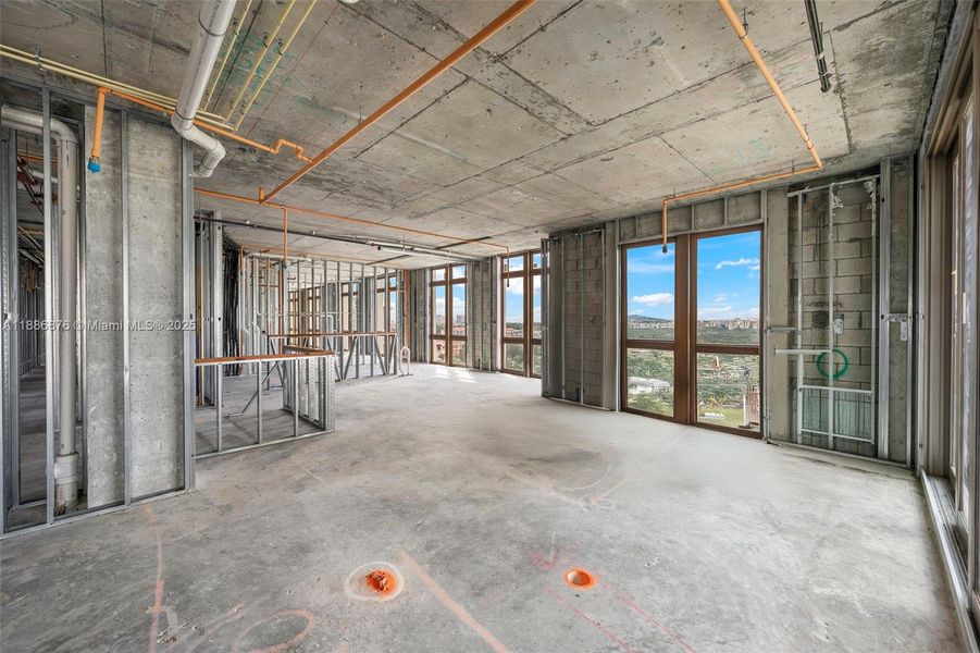 Living/Dining Living/Dining