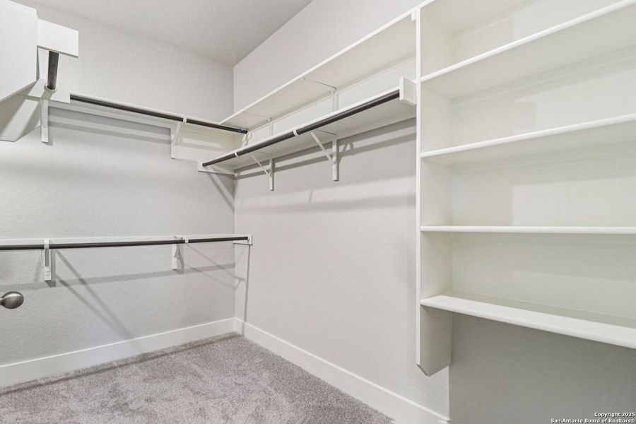 Spacious, unfurnished interior of a new home in Thomas Pond, San Antonio (Image 37). Spacious, unfurnished interior of a new home in Thomas Pond, San Antonio (Image 37).