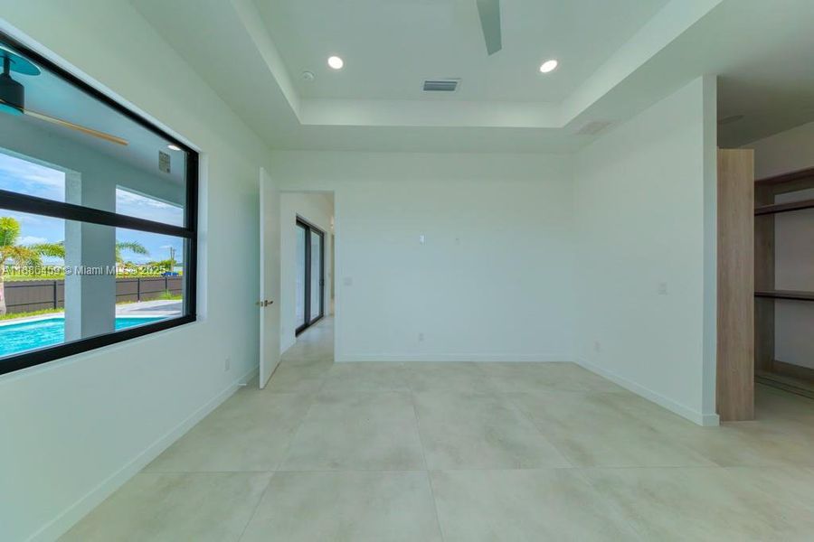 Spacious, unfurnished interior of a new home in , Cape Coral (Image 23). Spacious, unfurnished interior of a new home in , Cape Coral (Image 23).