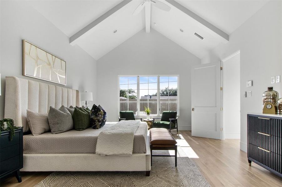 Furnished interior view inside a new home in , Dallas (Image 18). Furnished interior view inside a new home in , Dallas (Image 18).