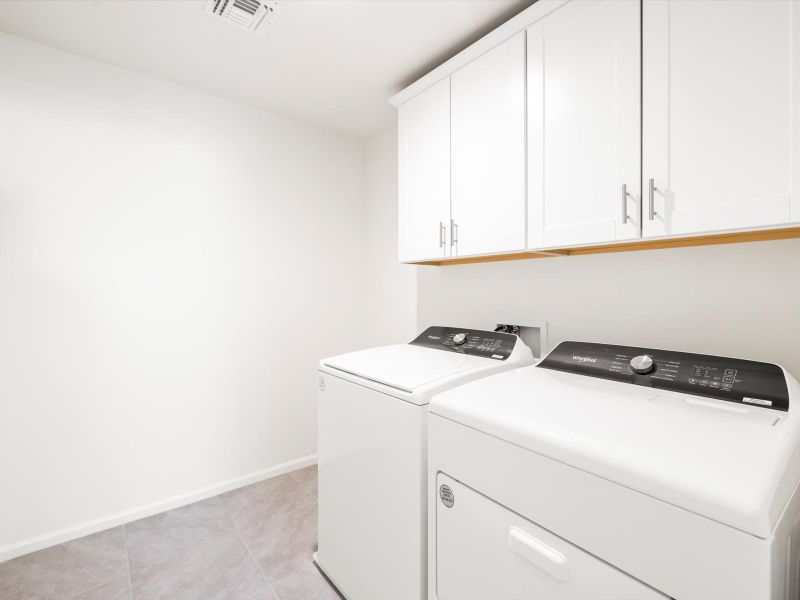 Welcome to the 2340 floorplan.