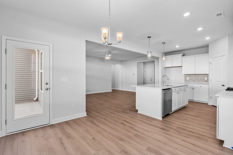 Spacious, unfurnished interior of a new home in Hanes Lake, Winston-Salem (Image 24).