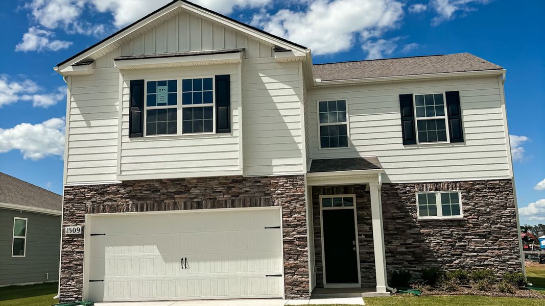 Image 27 representing the BELFORT by D.R. Horton in The Parks, White House, TN.