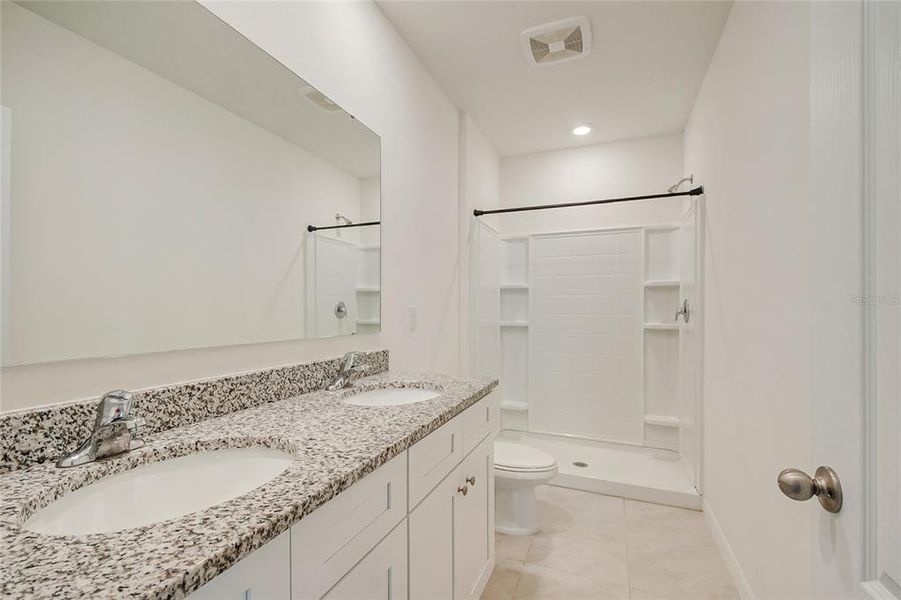 Furnished interior view inside a new home in , Howey-in-the-Hills (Image 8).