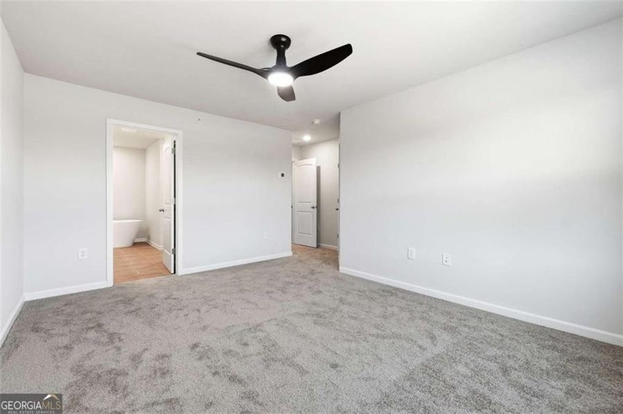 Spacious, unfurnished interior of a new home in Carolina, Palmetto (Image 25). Spacious, unfurnished interior of a new home in Carolina, Palmetto (Image 25).