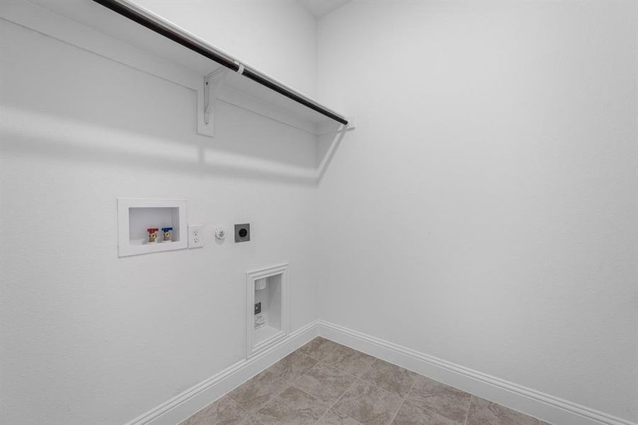 215 Cottonwood Canyon Drive ~ Ready Now 215 Cottonwood Canyon Drive ~ Ready Now