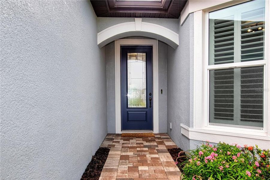 Exterior details and patio area of a home in , Parrish (Image 4).