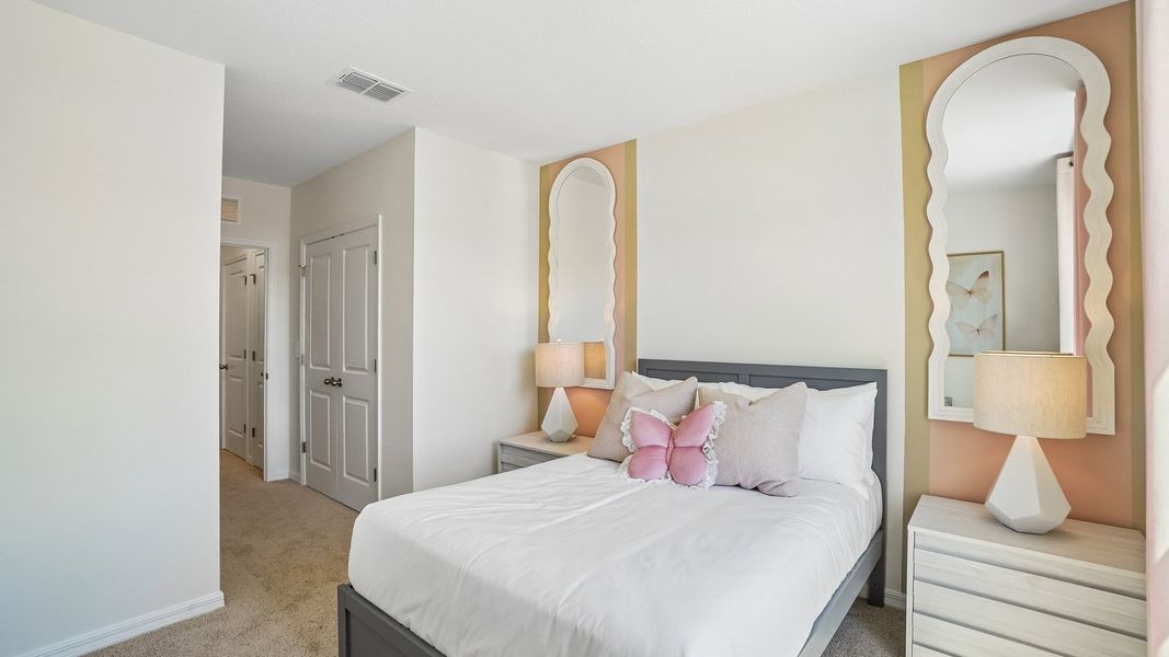 Representative furnished interior of a home built from the Ballantyne by D.R. Horton in Angeline Townhomes, Land O' Lakes (Image 27).