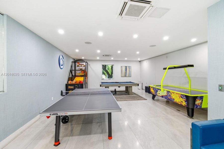 Furnished interior view inside a new home in , Dania Beach (Image 12).