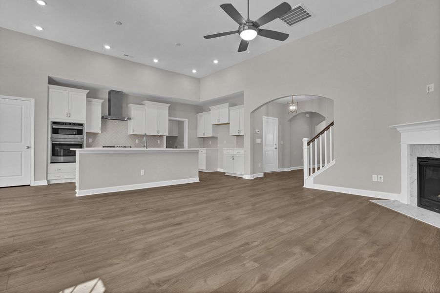 Spacious, unfurnished interior of a new home in Grand Park, Leland (Image 13).