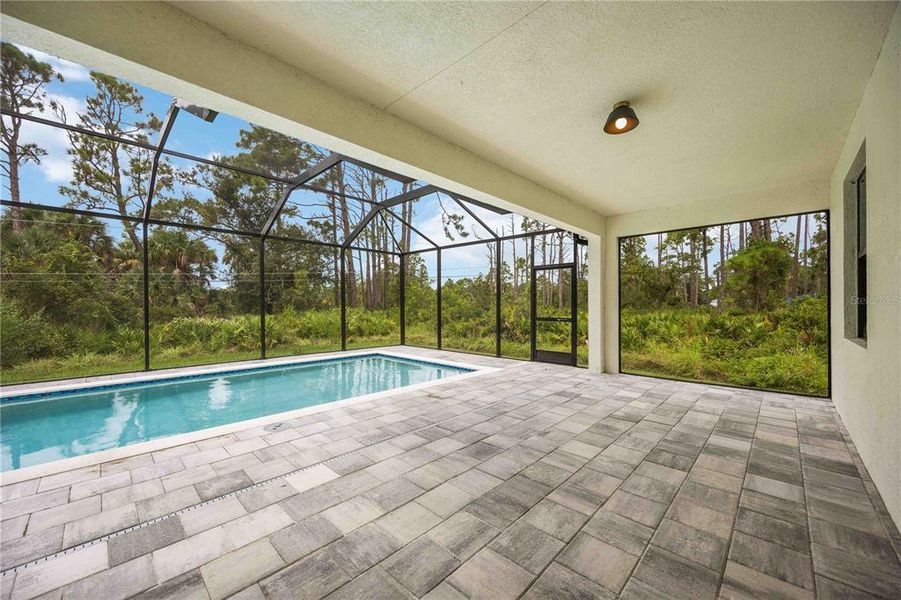 Exterior details and patio area of a home in , Port Charlotte (Image 2).