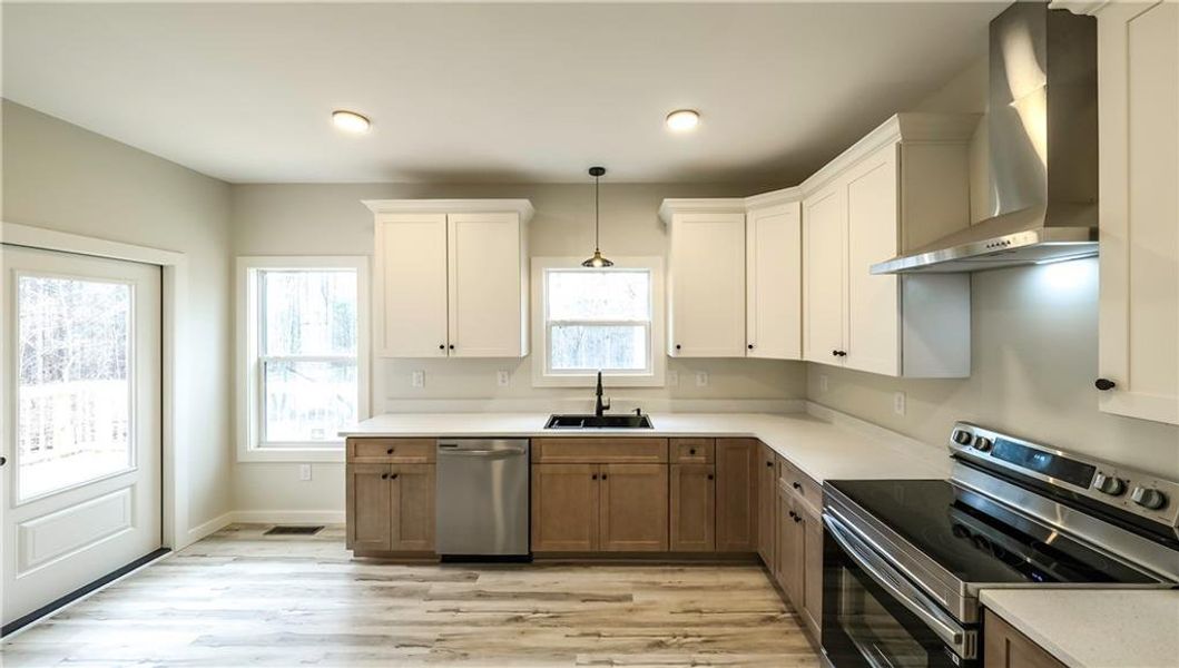Furnished interior view inside a new home in , Carrollton (Image 5).