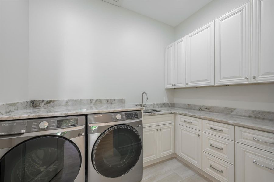 Furnished interior view inside a new home in , Stuart (Image 14).