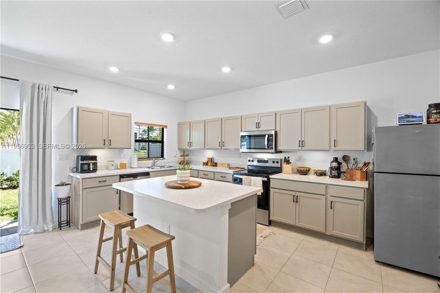 Furnished interior view inside a new home in , Pompano Beach (Image 4).