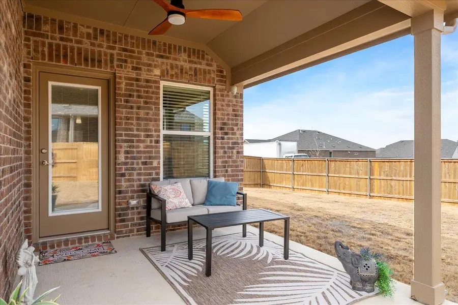 Exterior details and patio area of a home in , Kyle (Image 3).