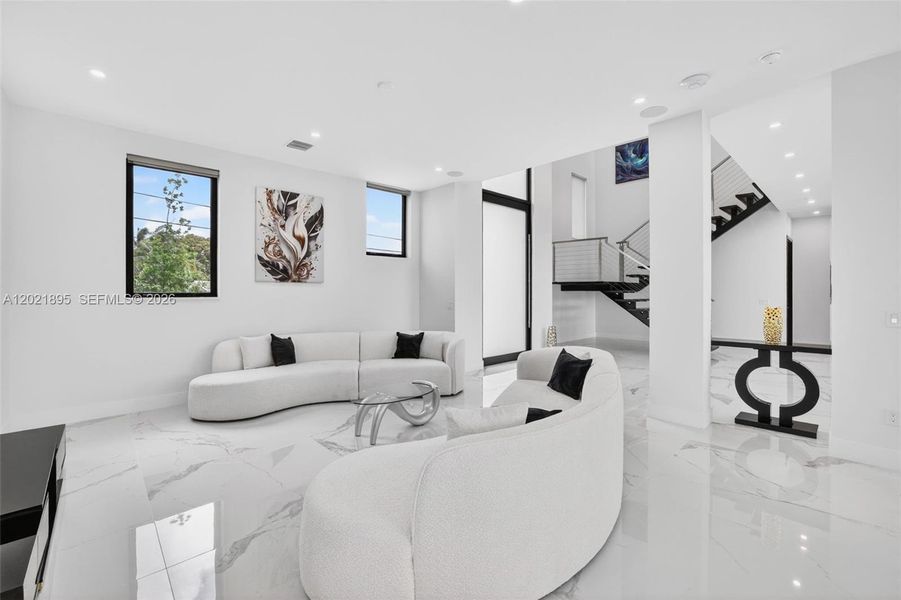 Furnished interior view inside a new home in , Pompano Beach (Image 7).