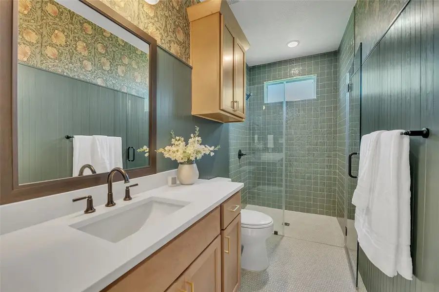 *Please note: These interior photos are not of the actual home but are from a previously completed home with a similar floor plan. Finishes, features, and layout may vary.