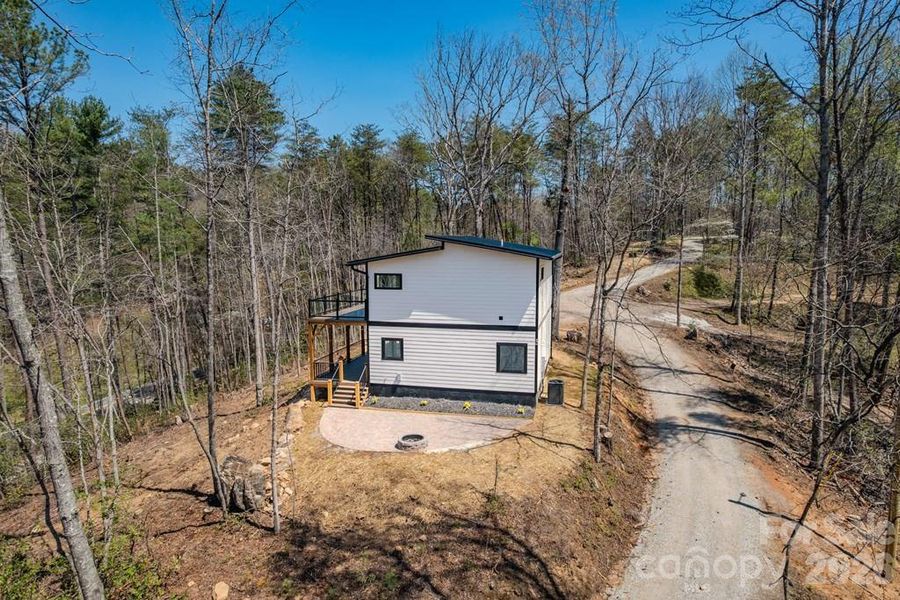 Exterior details and patio area of a home in , Whittier (Image 29).