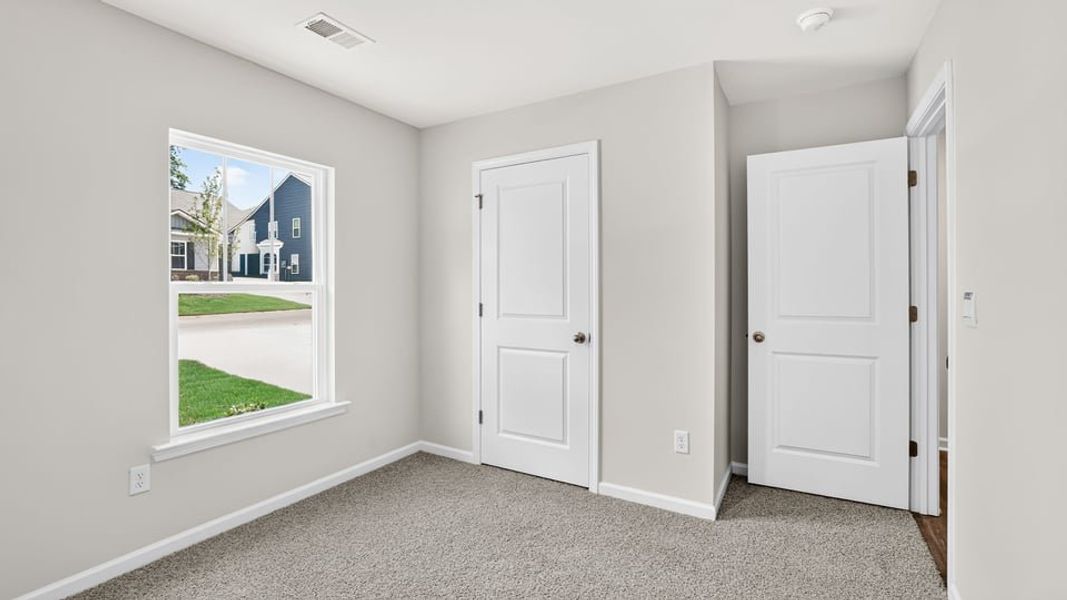 Spacious, unfurnished interior of a new home in Harper Ridge, Roebuck (Image 18). Spacious, unfurnished interior of a new home in Harper Ridge, Roebuck (Image 18).