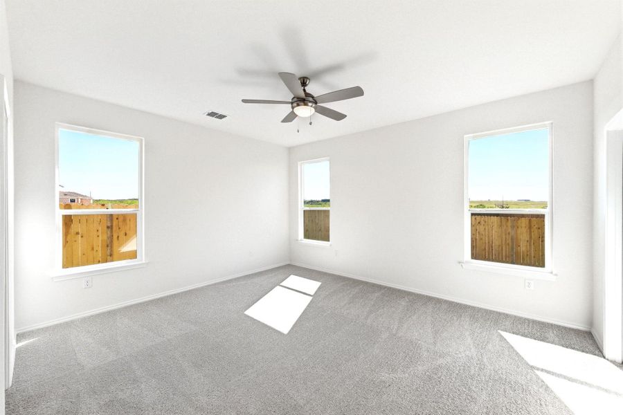 Spacious, unfurnished interior of a new home in Stoney Chase, Del Valle (Image 15). Spacious, unfurnished interior of a new home in Stoney Chase, Del Valle (Image 15).