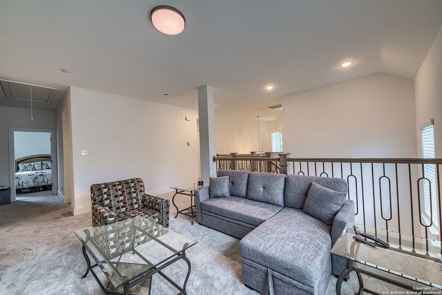 Furnished interior view inside a new home in Regent Park, Boerne (Image 22).