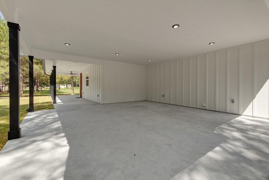 Image 38 of a home in . Image 38 of a home in .