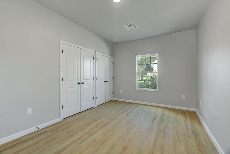 Spacious, unfurnished interior of a new home in , Beaumont (Image 17).