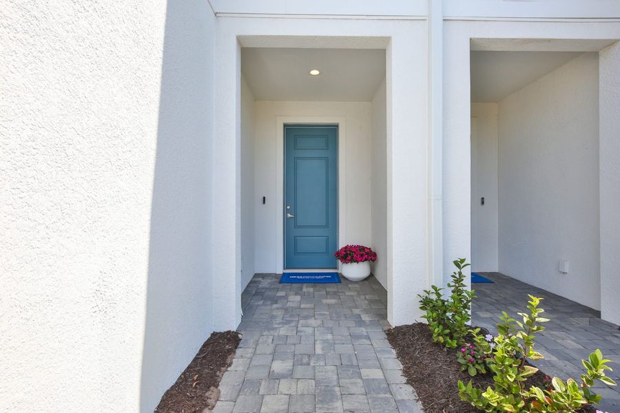 Representative exterior details of a home built from the Morgan by Neal Communities in Palm Grove, Bradenton (Image 4).