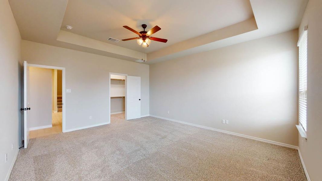 Spacious, unfurnished interior of a new home in Sterling Meadows, Salado (Image 31).