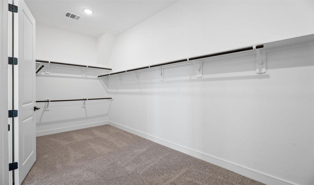 Huge walk-in closet (*Photo not of actual home and used for illustration purposes only.) Huge walk-in closet (*Photo not of actual home and used for illustration purposes only.)