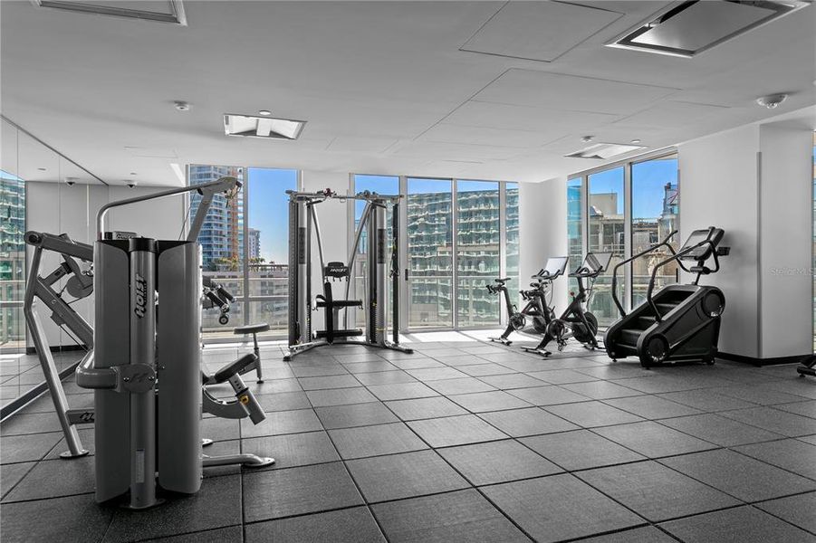 Community amenities in , St. Petersburg (Image 77). Community amenities in , St. Petersburg (Image 77).