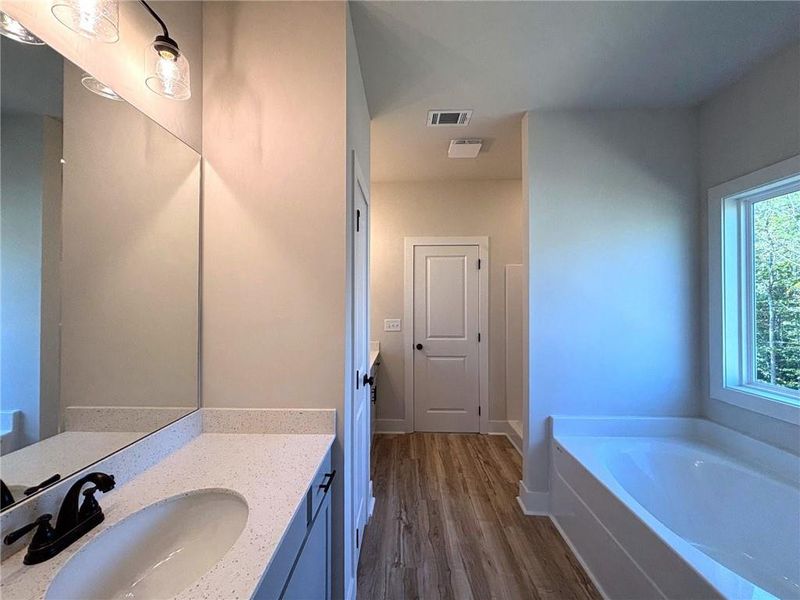 Furnished interior view inside a new home in , Gainesville (Image 9).