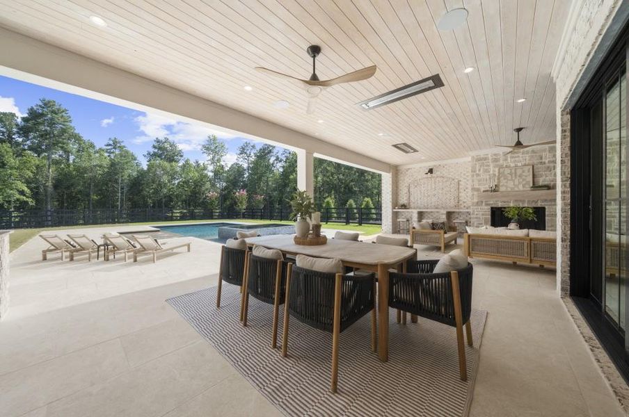Exterior details and patio area of a home in , Alpharetta (Image 28).