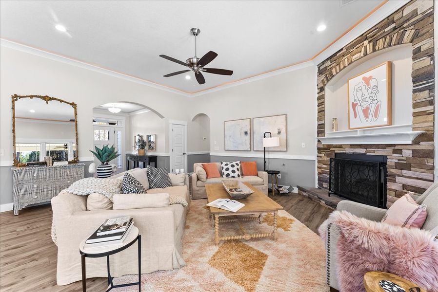 Representative furnished interior of a home built from the Drayton Elite by Enchanted Homes in Tubbs Mountain Estates, Travelers Rest (Image 6).