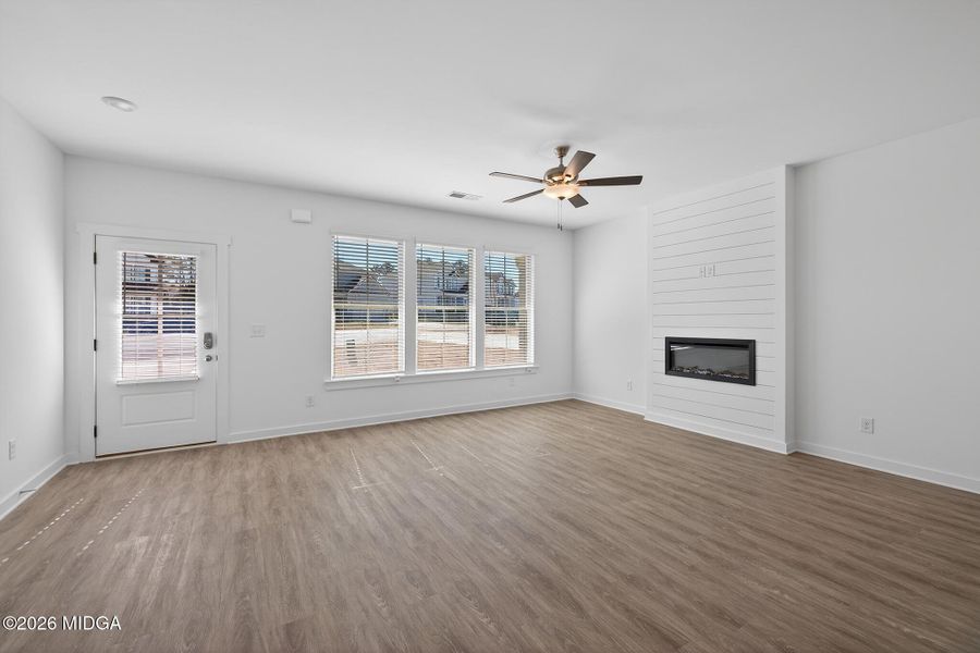 Spacious, unfurnished interior of a new home in Langston Place, Perry (Image 20).