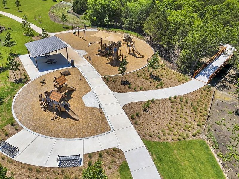 Community amenities in Edgewater, Fate (Image 29).