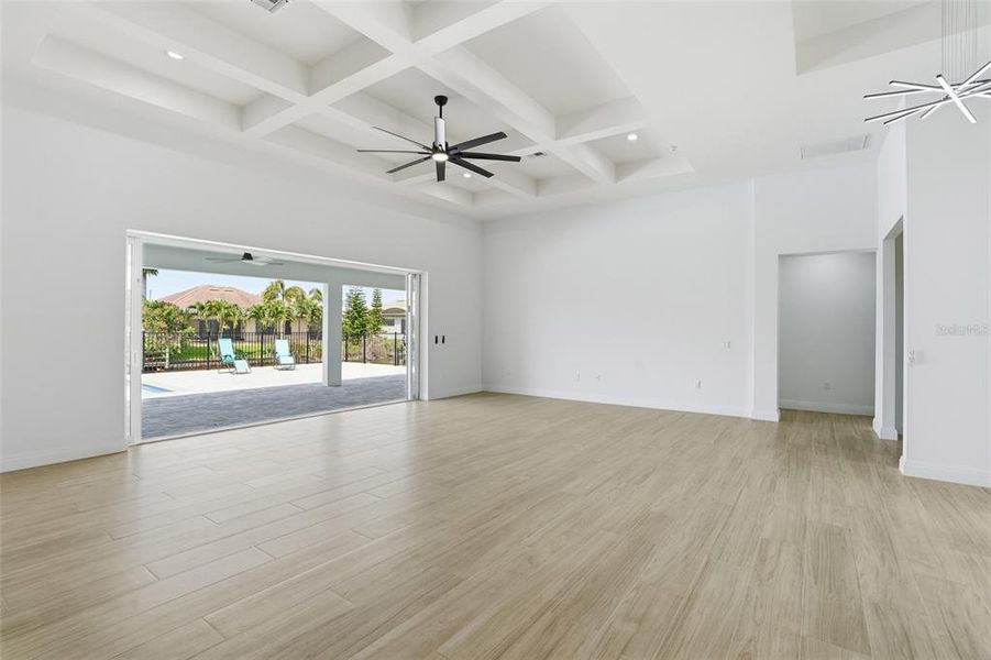 Spacious, unfurnished interior of a new home in , Cape Coral (Image 21).