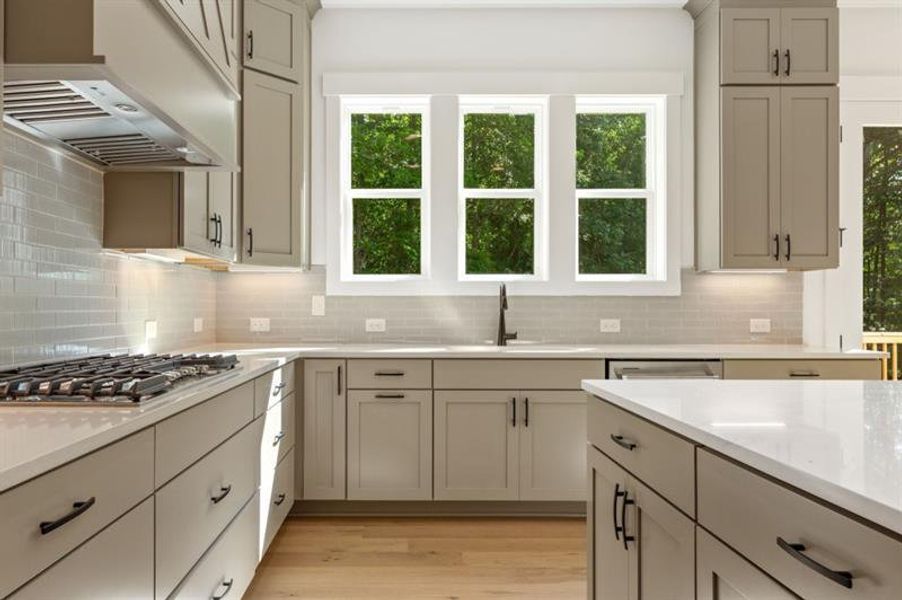 Furnished interior view inside a new home in White Post on Lake Lanier, Gainesville (Image 9).