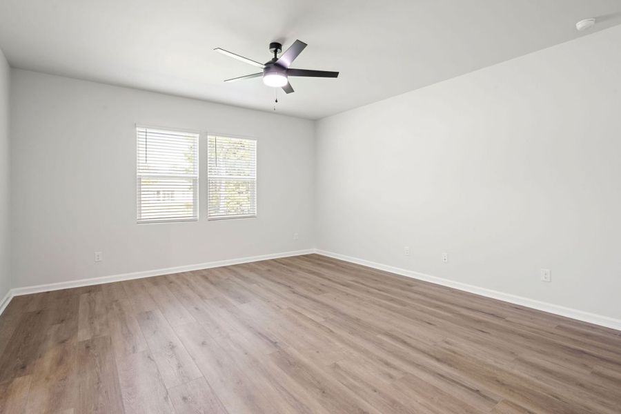 Spacious, unfurnished interior of a new home in Heartwood, Richmond Hill (Image 20). Spacious, unfurnished interior of a new home in Heartwood, Richmond Hill (Image 20).