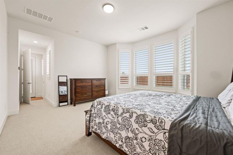 Furnished interior view inside a new home in Wildflower Ranch, Fort Worth (Image 11).